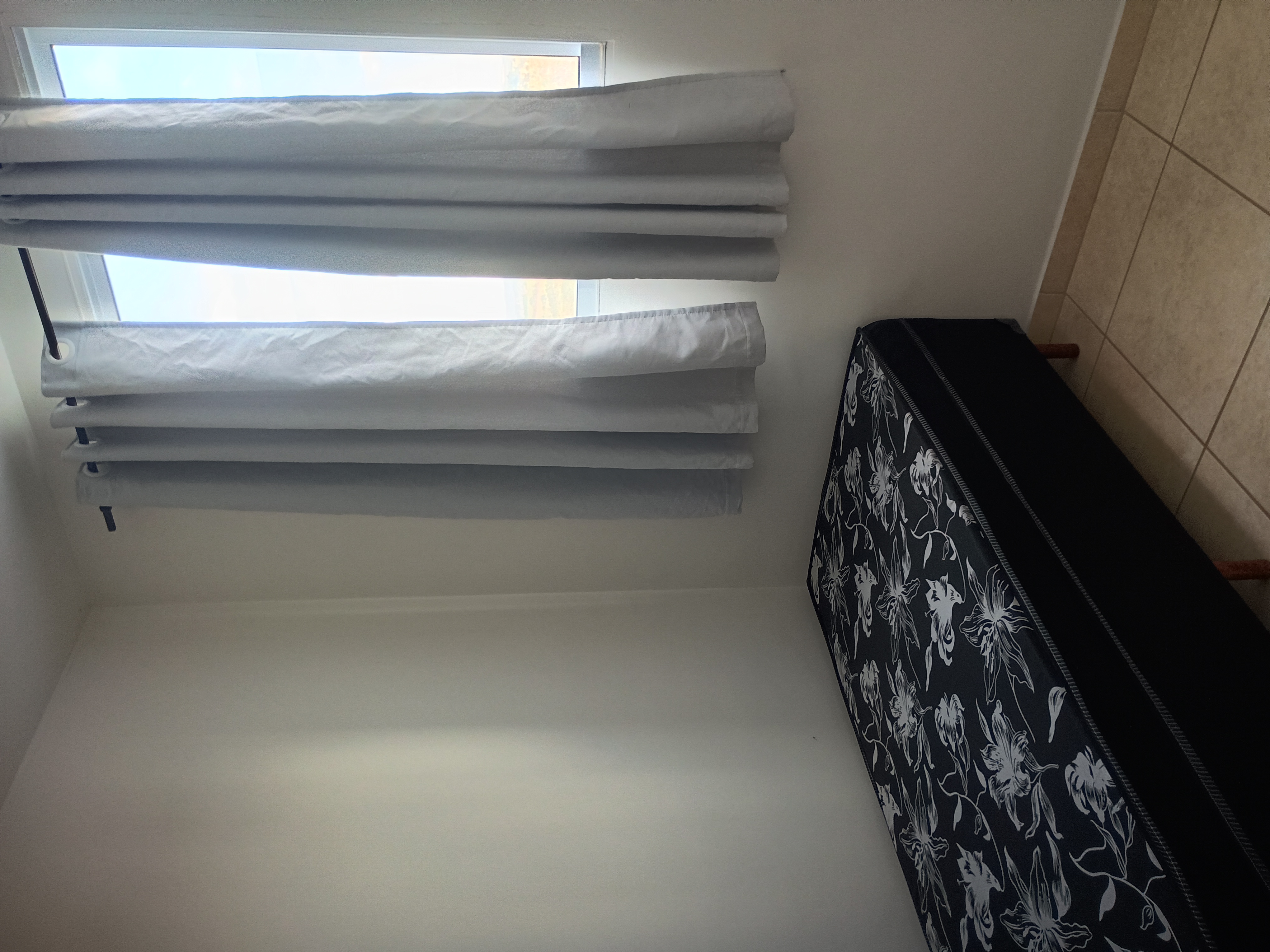 Alugo apartamento